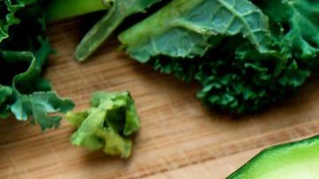 Una de las formas de aprovechar la semilla de aguacate es extrayendo su aceite, el cual es considerado un gran aliado de la salud.