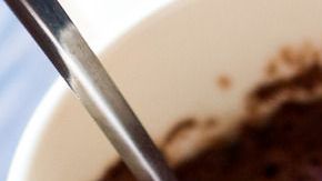 Postre pastel chocolate-alpaksoy-Canva