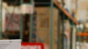 Costco no saca mucho dinero de los productos que vende a muy bajos precios.