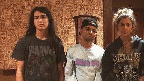 Blanket jackson (izq) cumplió 18 años