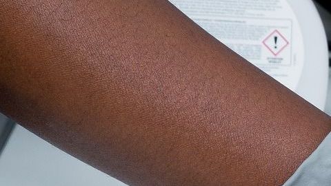 La desinfección de superficios y grifos es importante en estos momentos.