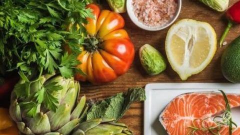 Extraordinarios alimentos con propiedades depurativas, antioxidantes y antiinflamatorias para limpiar el hígado.