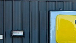 Dependiendo de la ubicación, Dollar General abrirá sus puertas de 8:00 a 9:00 de la mañana sólo para las personas de la tercera edad.