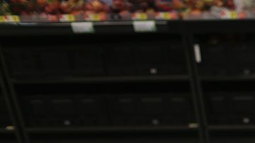 Varias cadenas de tiendas ofrecen horarios especiales para personas de la tercera edad.