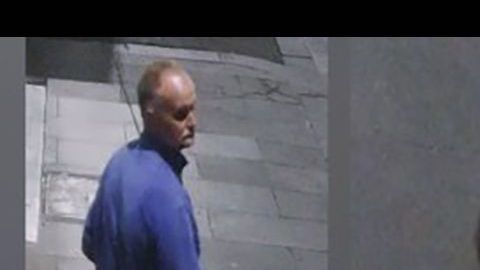 El sospechoso de robar el collar.