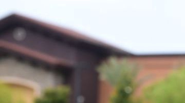 Una enfermera que también se encontraba haciendo compras ayudó a la embarazada.