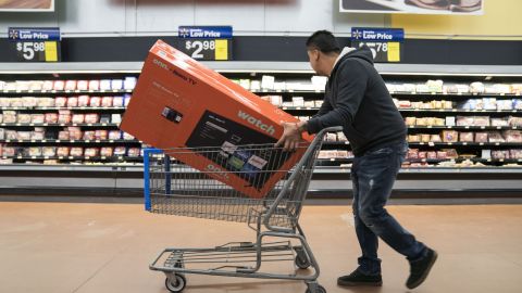 Los precios de algunos  electrónicos de gama alta son más baratos en tiendas especializadas.