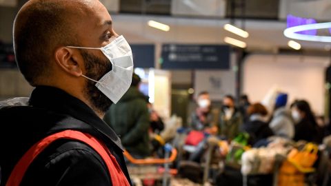 El DOS reporta que al menos 9,000 personas se han repatriado.