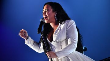 Demi Lovato interpretando 'Anyone' en los Premios Grammy 2020