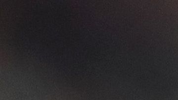 El jugador del Vissel Kobe fungió como profesor que le deja tarea a sus alumnos de futbol.