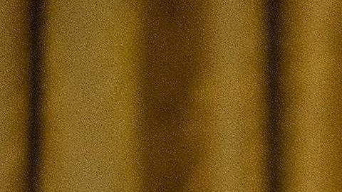 El presidente Trump firma la Ley CARES de estímulo económico.