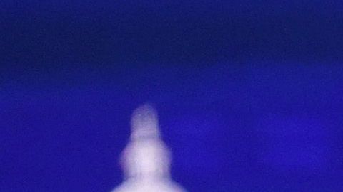 Sanders y Biden pidieron disculpas a quienes planeaban asistir a sus actos.