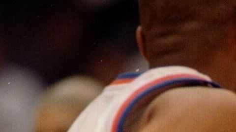 18 JAN 1994:  ST. JOHN''S REDMEN GUARD LEE GREEN PLAYS TIGHT DEFENSE DURING A BIG EAST CONFERENCE GAME WITH THE SYRACUSE ORANGEMEN.