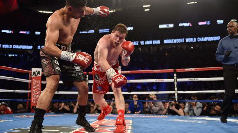 En aquel momento, Amir Khan subió dos divisiones para pelear con Saúl Álvarez.