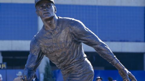 Roberto Clemente jugó 18 temporadas en Ligas Mayores.