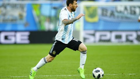 Lionel Messi es uno de los jugadores que aparecen en el video.