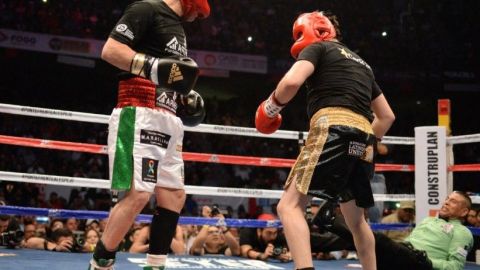 Las leyendas del boxeo mexicano ofrecieron un gran espectáculo a lo largo de tres rounds.