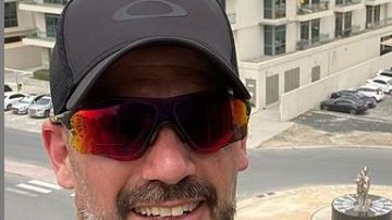 Collin Allin y su esposa corrieron los 42 kilómetros en 5 horas.