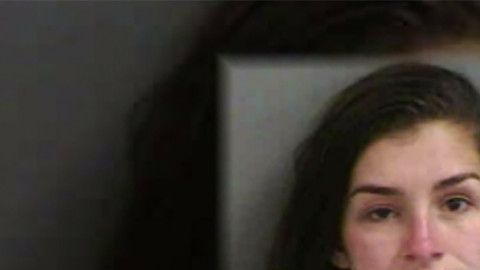 Olivia Pecuch fue arrestada en la ciudad de Naples, al suroeste de Florida.