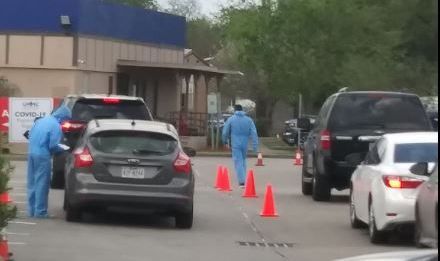 Incrementan los casos de coronavirus en Texas.