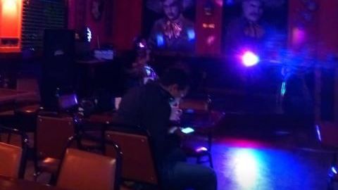 El cierre de restaurantes y bares afecta a empresarios.