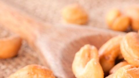 Las nueces de la India brindan energía de calidad, un alto valor antioxidante y magníficas propiedades antiinflamatorias.