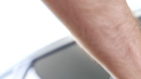 Sigue estos consejos para ahorrar en la gasolinera.