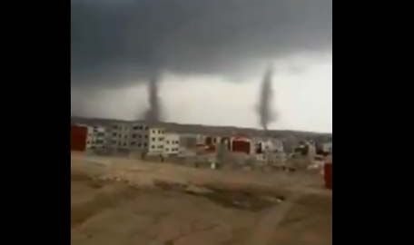 Residentes de Marruecos captaron tornados "gemelos" este pasado domingo.