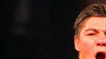 El pugilista fue atacado por usuarios de Twitter tras publicar su mensaje.