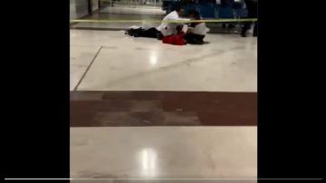 VIDEO: Balacera en aeropuero de Ciudad Juárez, una mujer muere del susto