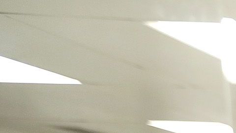 Estilistas urgen a que los dejen trabajar.(Photo by Aurelia Ventura/La Opinion)