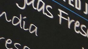 Los pequeños negocios podrían pagar así a sus trabajadores. (Archivo)