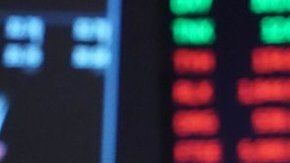 Se supone que este dinero "inteligente" lo invierten aquellos que tienen gran experiencia o que están bien informados