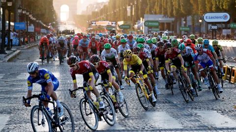 La naturaleza del Tour puede ocasionar más brotes de COVID-19 en distintas ciudades.