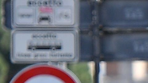 La máscara de tela puede ayudar a disminuir el contagio de COVID-19.