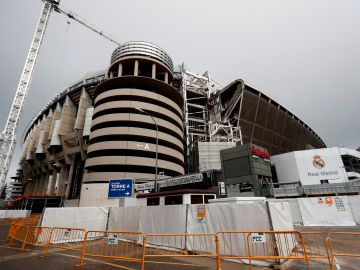 Se espera que las obras del Santiago Bernabéu concluyan en el verano de 2022.
