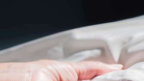 CR-Home-Inlinehero-pillow-protector-0320