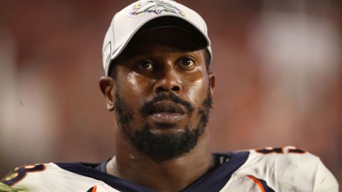 Von Miller presenta un factor de riesgo al padecer asma.