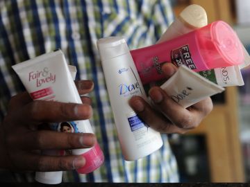 shampoo desodorante coronavirus consumidores compras COVID-19 Unilever cabello jabón desinfectante limpieza