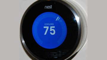 Nest Learning Thermostat, es el termostato inteligente más vendido y popular.