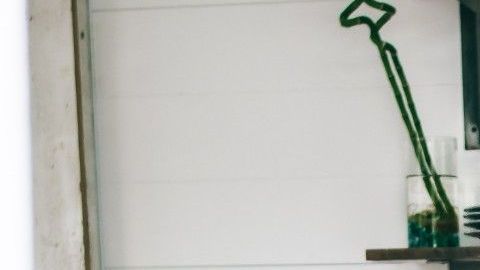 Existe una mejor opción para dejar de lavar los platos y cubiertos a mano.