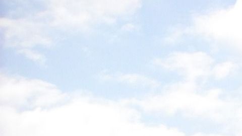 Home Depot explica los beneficios de instalar paneles solares en tu casa.