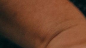 Procura limpiar cada orificio de tu quemador de la parrilla para su mejor funcionamiento.