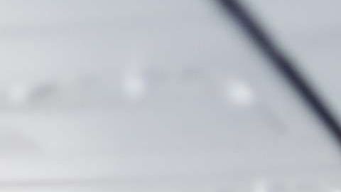 Imagen ilustrativa de una azafata en un vuelo.