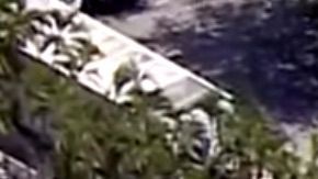 Imagen aérea de los camiones instalados en la Oficina del Forense del Condado de Miami-Dade