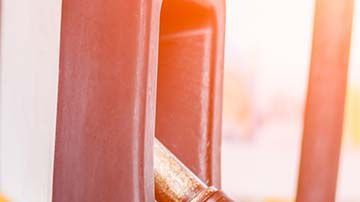 cr-cars-inlinehero-protect-yourself-against-corona-while-pumping-gas-0320