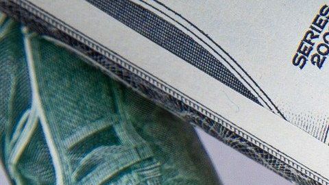 25,000 familias vulnerables de California recibirán el dinero.