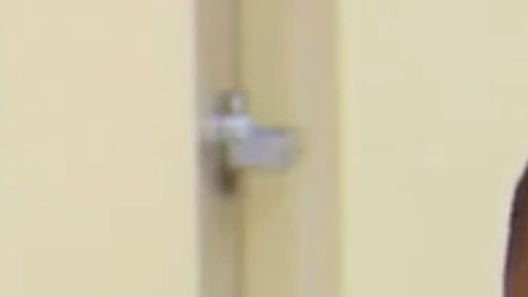 El entrenador Eddie Frasier en una imagen de una entrevista publicada en YouTube.