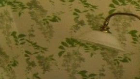 Estar en la cama con tu ropa de calle podría no ser muy buena idea.