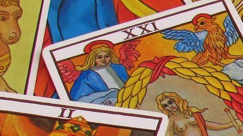 El arcano XIII es representado por la muerte.